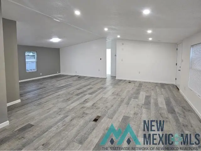 1918 W Jackson Avenue, Lovington, NM 88260 - Image #3