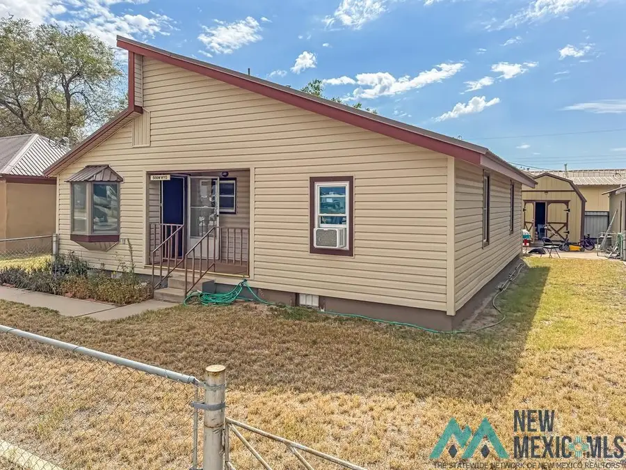 509 W Wyoming Avenue, Jal, NM 88252 - Image #2