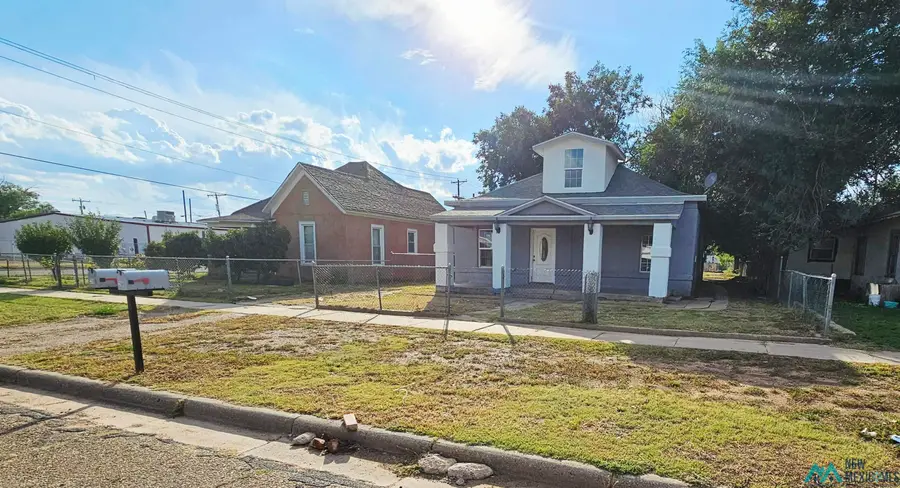 206 Axtell Street, Clovis, NM 88101 - Image #2