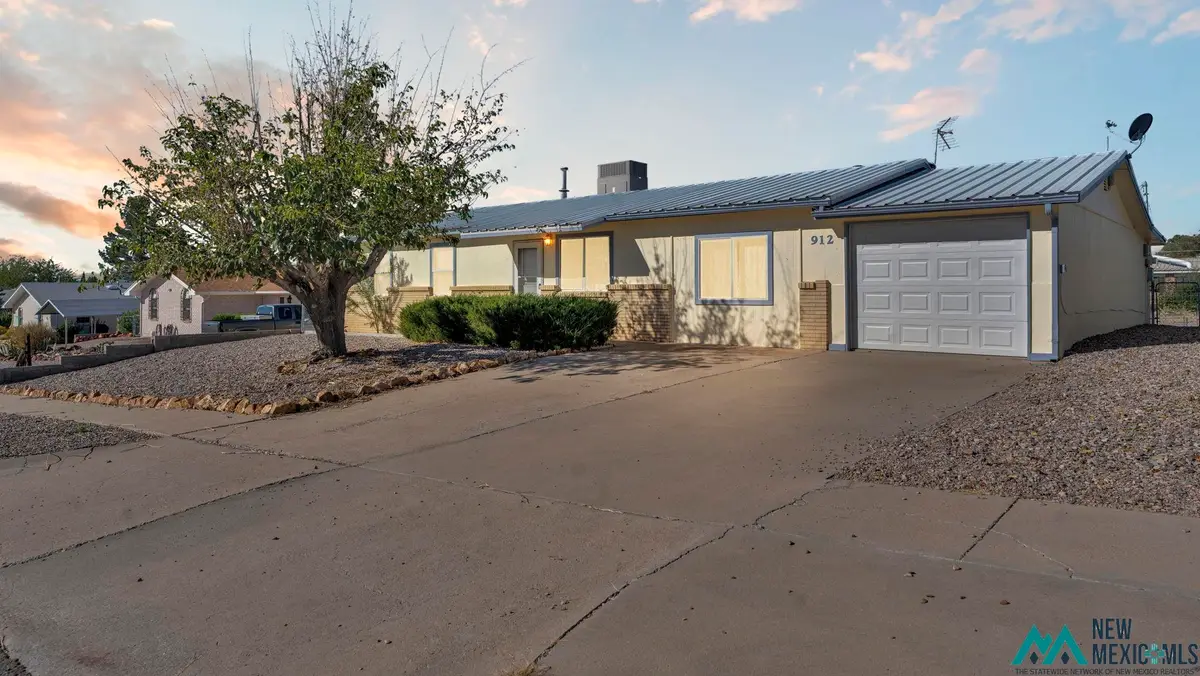 912 Ivy Street, Truth Or Consequences, NM 87901 - Image #1