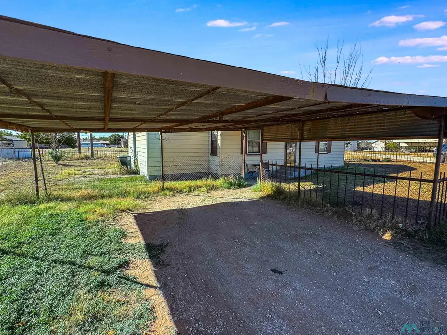 1411 V Avenue, Eunice, NM 88231 - Image #3