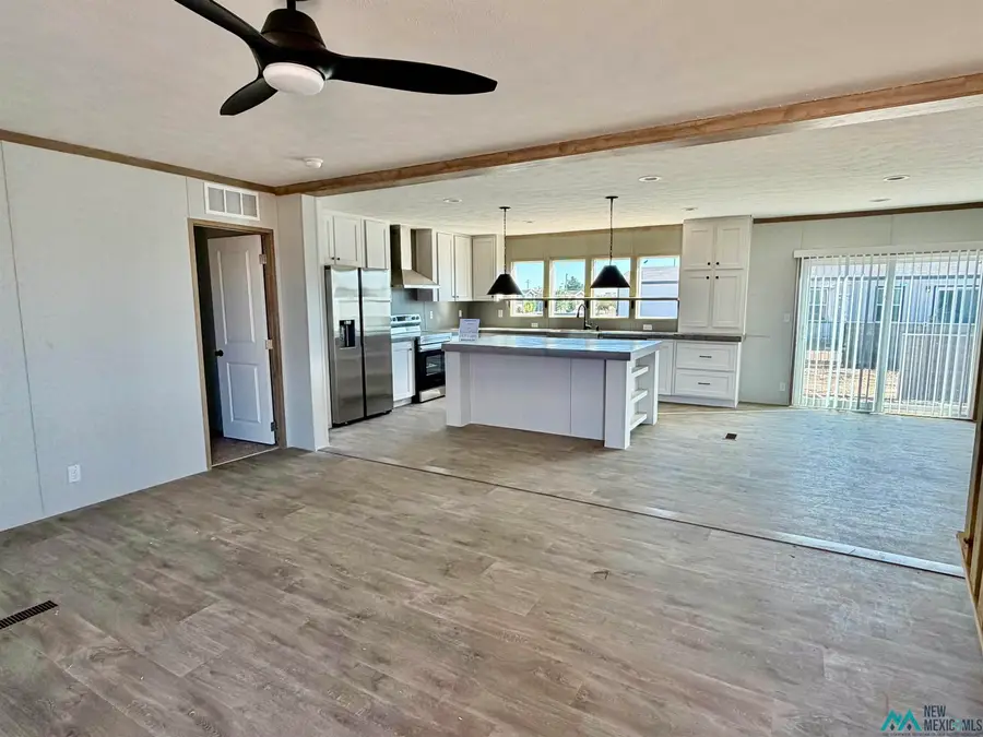 4204 Valencia St Street, Carlsbad, NM 88220 - Image #2