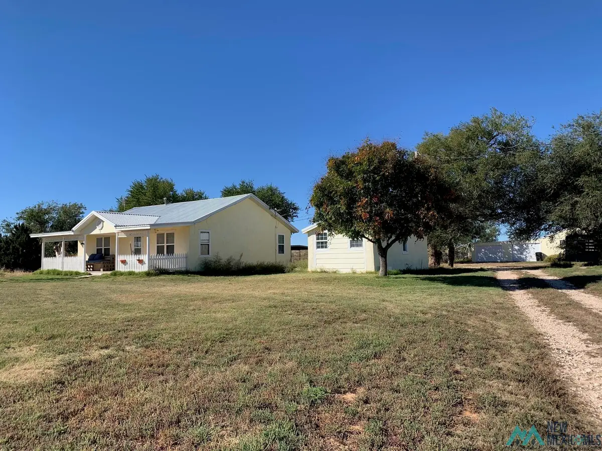 902, 902A S Roosevelt Road S Road, Portales, NM 88130 - #1