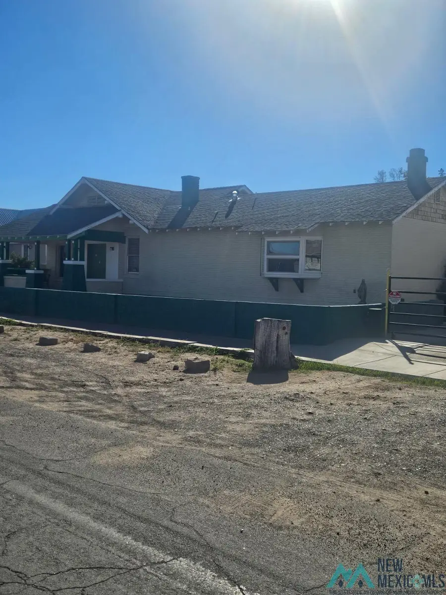 212 S Iron St, Deming, NM 88030 - Image #2