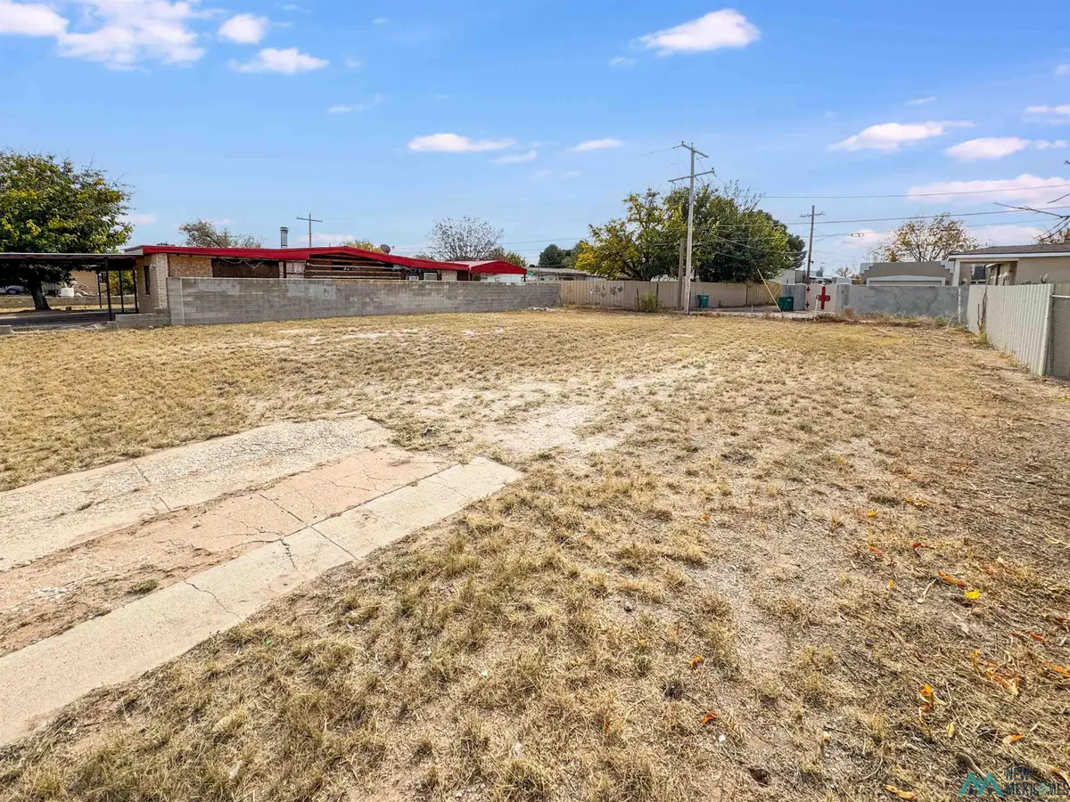 1307 W Princess Jeanne Drive, Hobbs, NM 88240 - Image #1