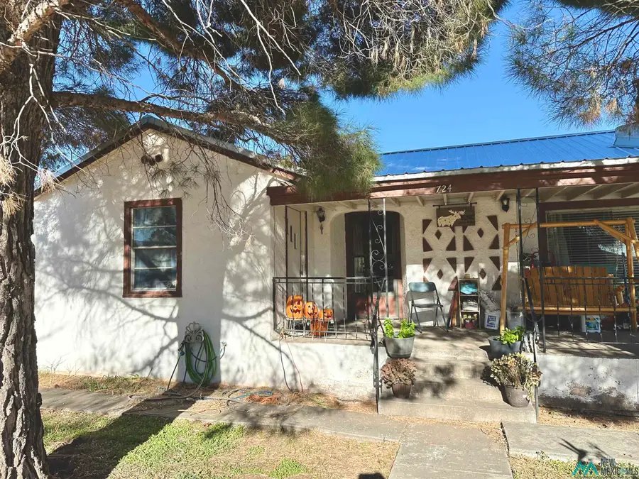 724 S 4th Street, Santa Rosa, NM 88435 - Image #2