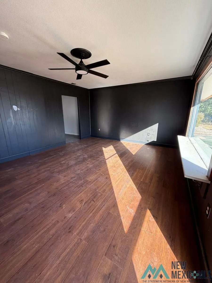 218 E Rose Street, Carlsbad, NM 88220 - Image #2
