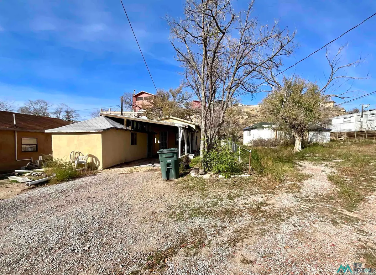 114 W Adams Avenue, Gallup, NM 87301 - Image #1