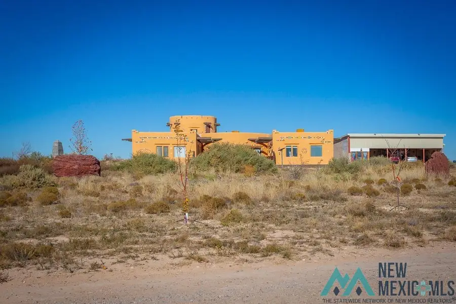 353 N Red Bridge Road, Roswell, NM 88201 - Image #2