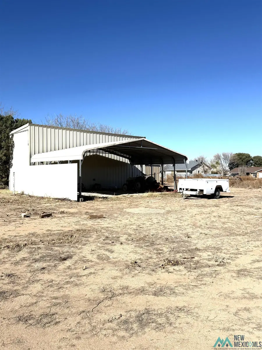 1002 W Castleberry Road, Artesia, NM 88210 - Image #2