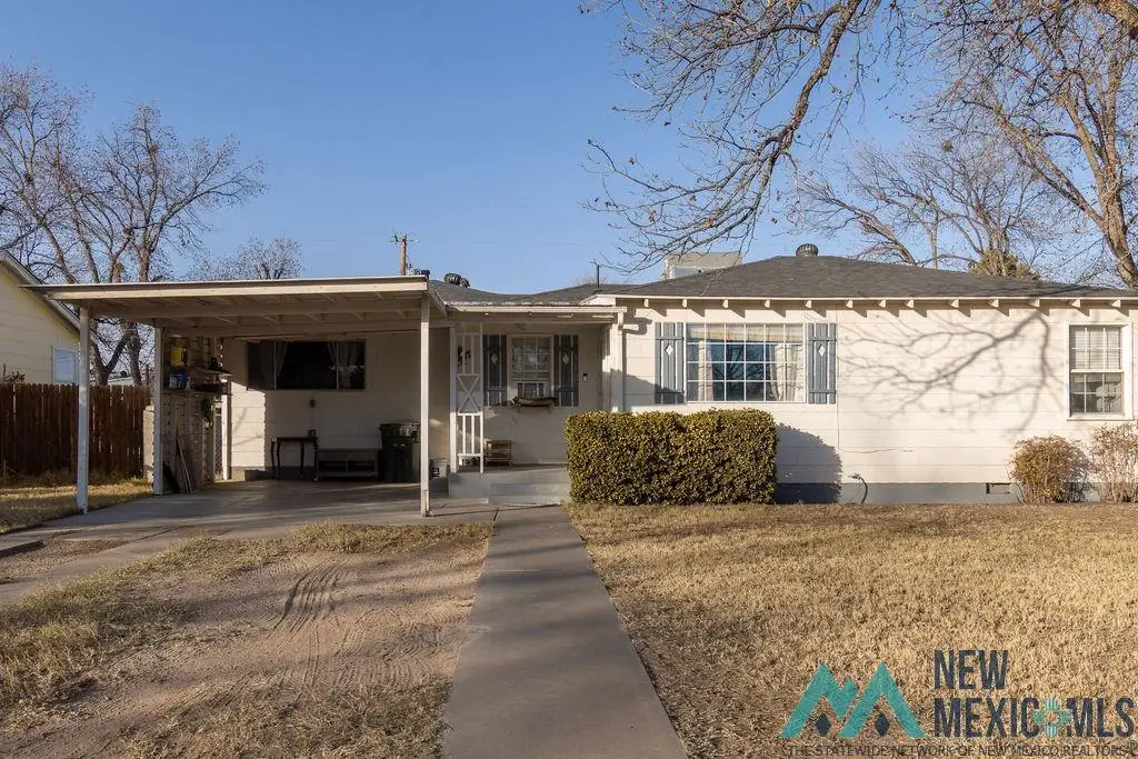 312 Ferndale Street, Carlsbad, NM 88220 - Image #1