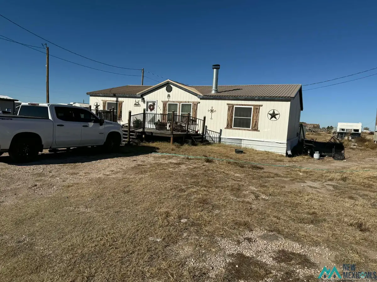 322-326 E Baregrass Lane, Hobbs, NM 88240 - Image #1