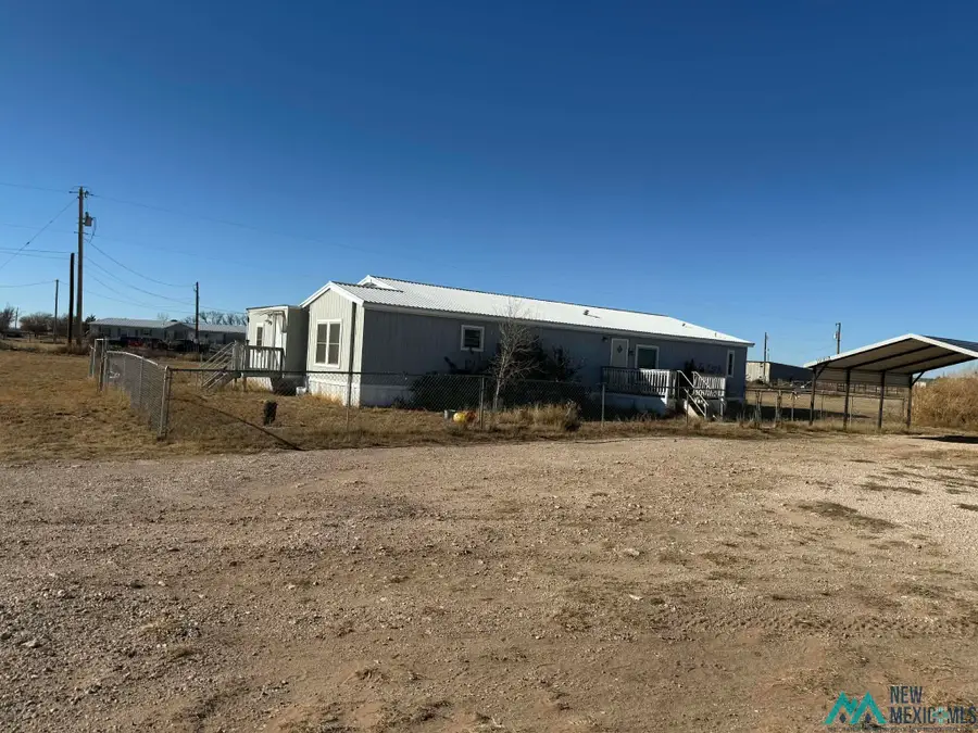 322-326 E Baregrass Lane, Hobbs, NM 88240 - Image #2