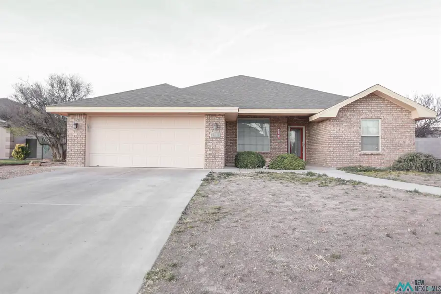 1111 E La Paloma Lane, Roswell, NM 88201 - Image #2