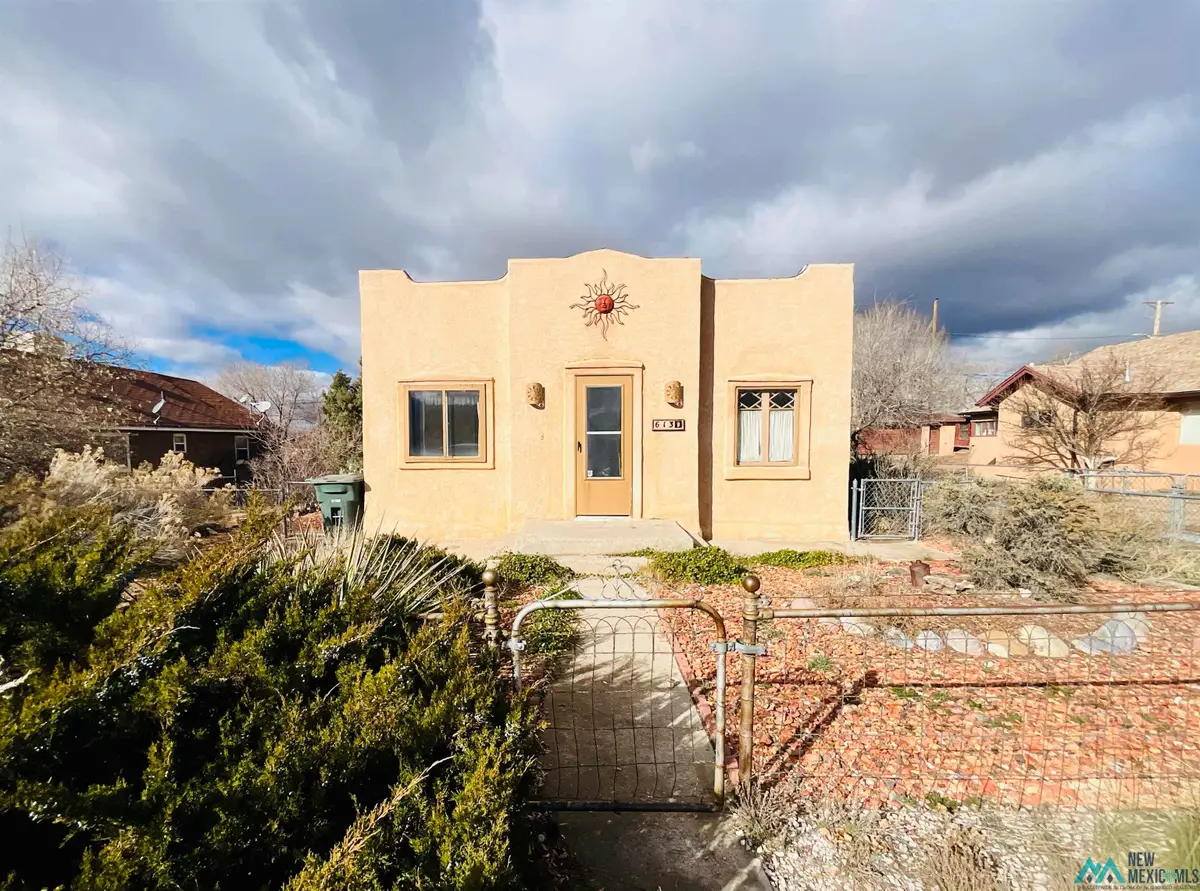 613 E Hill Avenue, Gallup, NM 87301 - Image #1