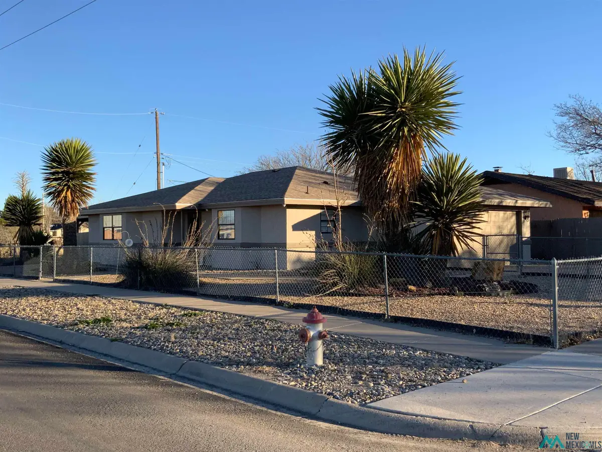 401 S Pinon Avenue, Roswell, NM 88203 - Image #1