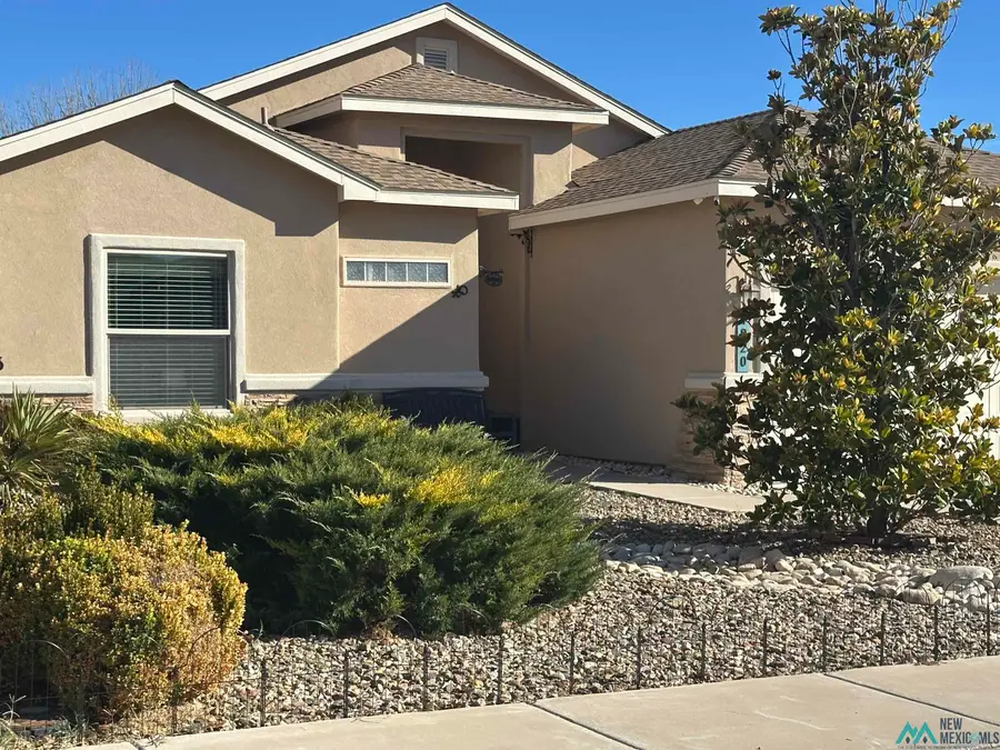1820 Amber Drive, Carlsbad, NM 88220 - Image #3