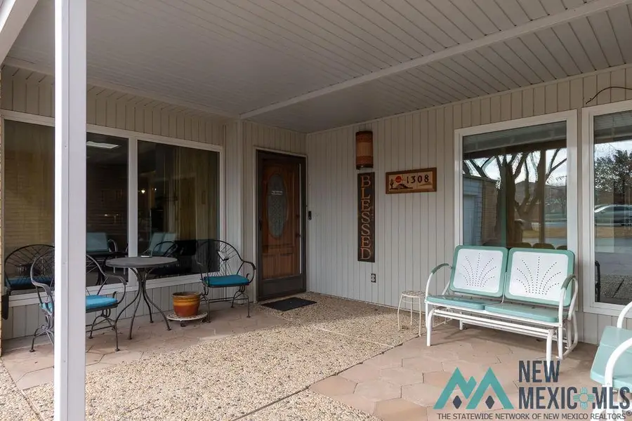 1308 W Orchard Lane, Carlsbad, NM 88220 - Image #2