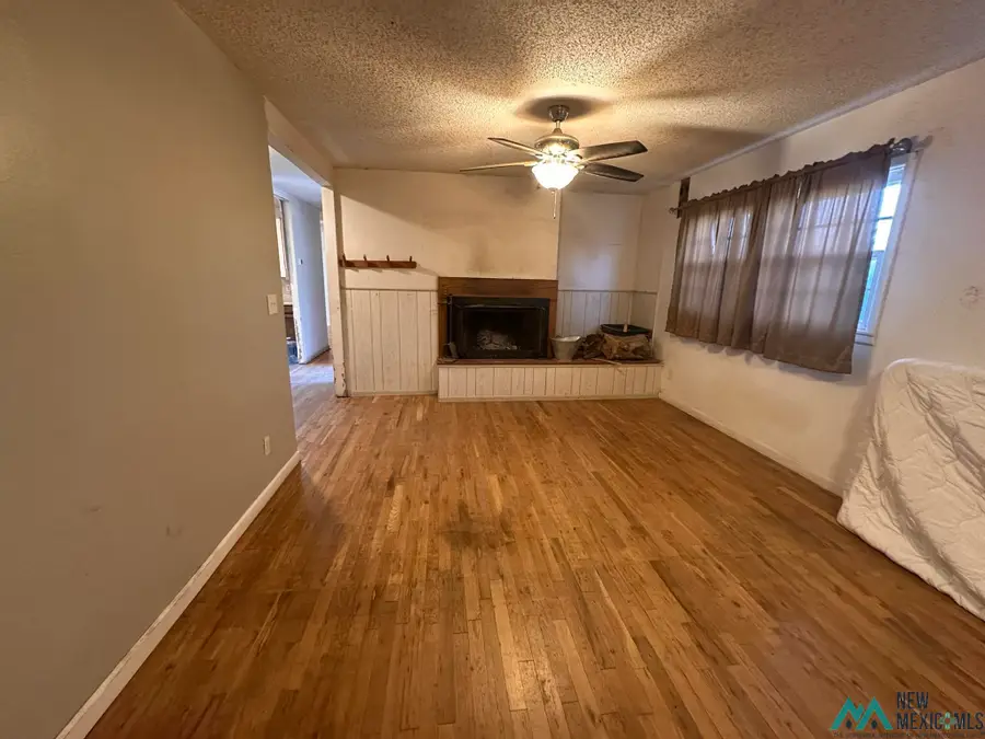 221 New Mexico Dr, Portales, NM 88130 - Image #2