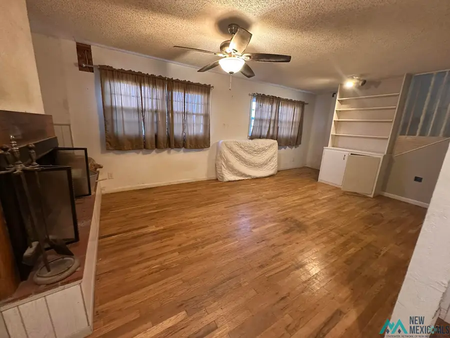 221 New Mexico Dr, Portales, NM 88130 - Image #3