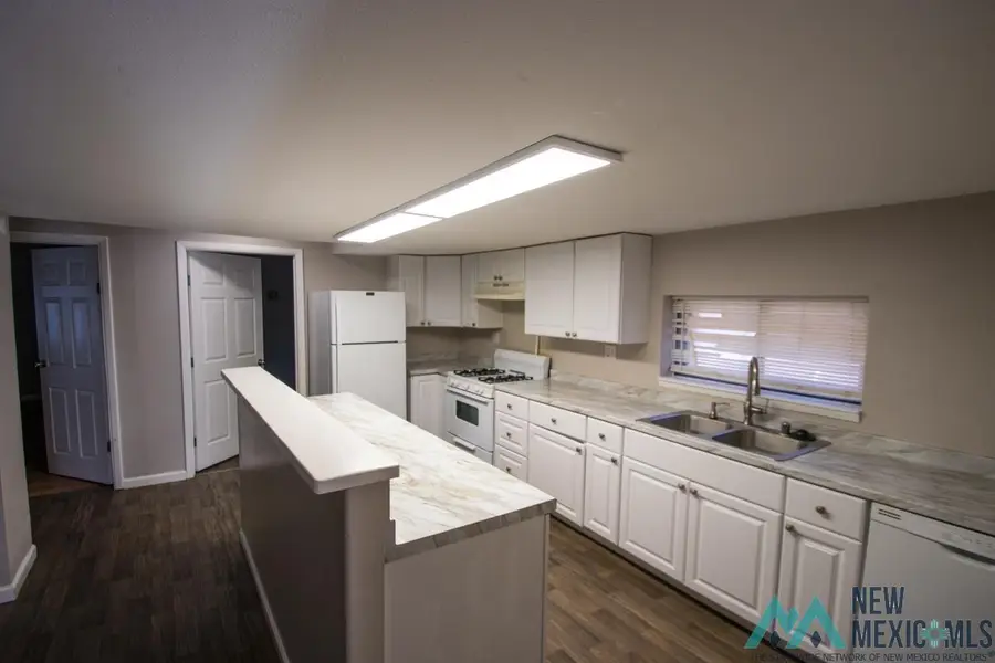 610 West Green Avenue, Gallup, NM 87301 - Image #2