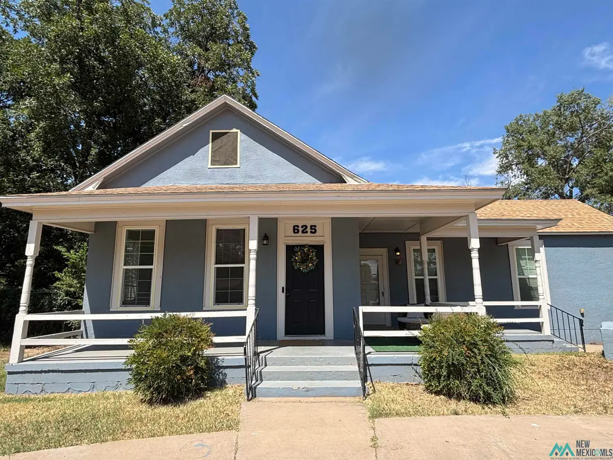 625 E Cherry St, Roswell, NM 88201 - #1