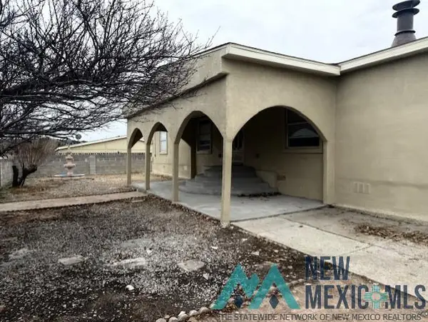 2736 Foothills Avenue, Gallup, NM 87301