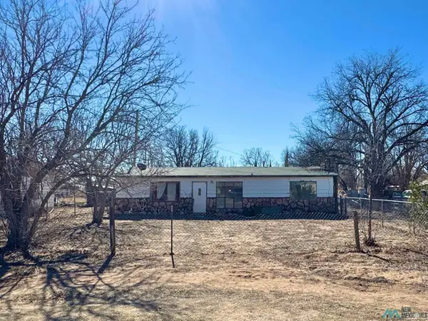 213 S La Huerta Circle, Carlsbad, NM 88220