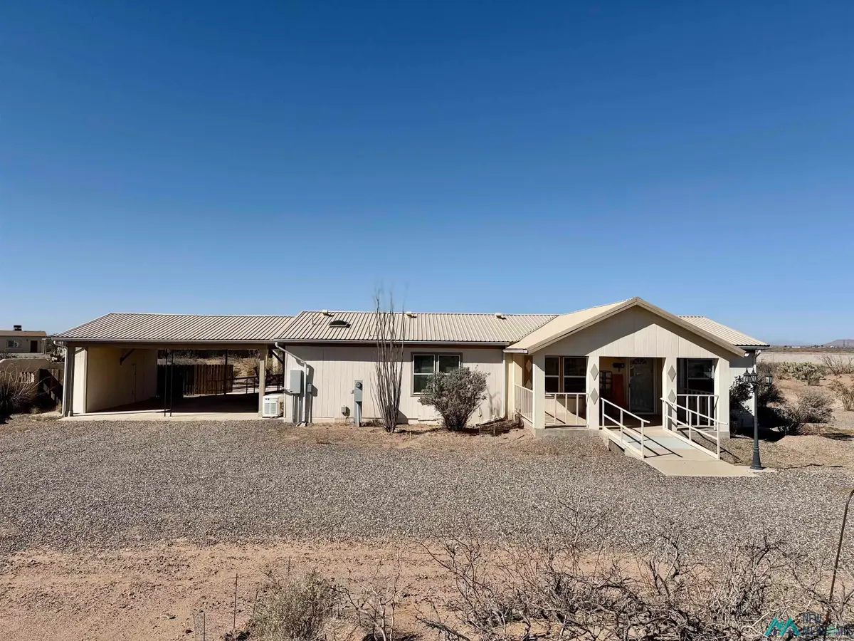 2513 NE Silver Dollar Loop Road, Deming, NM 88030 - Image #1