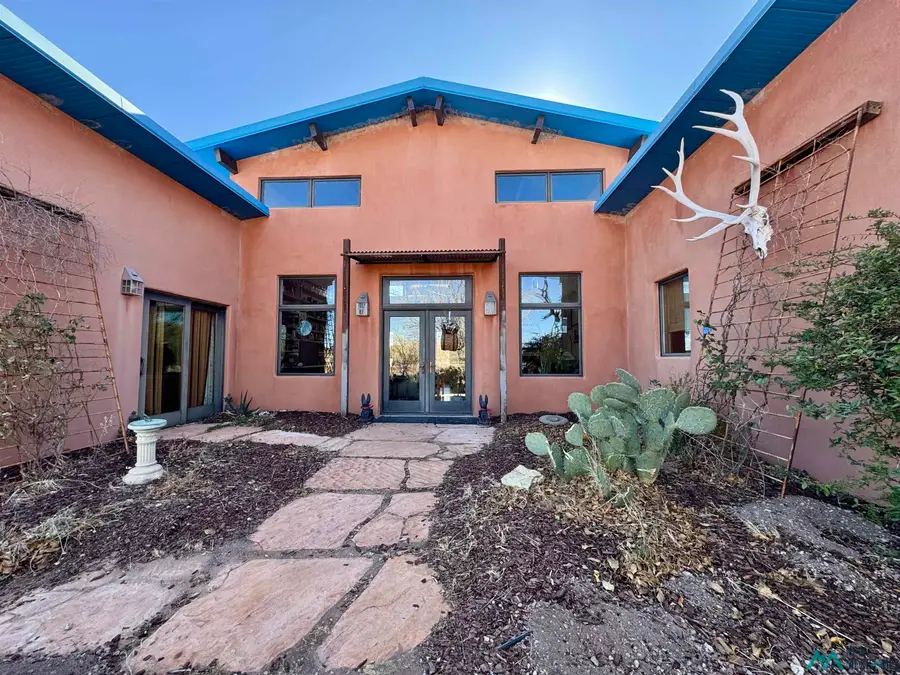 143 Heritage Road, Hillsboro, NM 88042 - Image #2