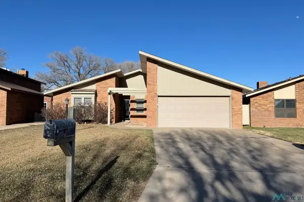 208 Lakeview Terrace, Clovis, NM 