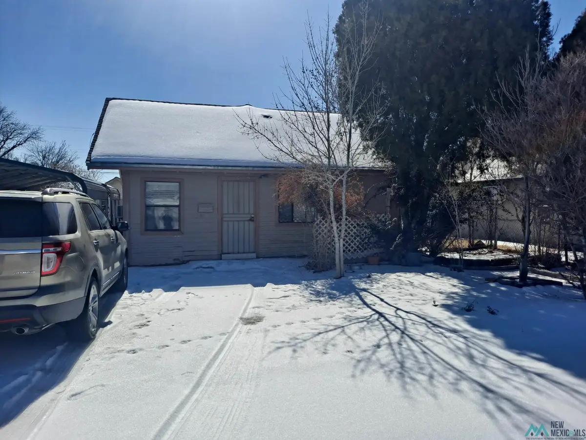 609 W Dallas Avenue, Artesia, NM 88210 - Image #1