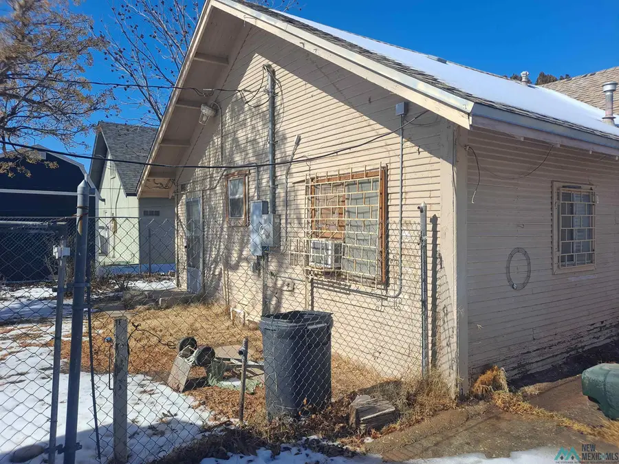 609 W Dallas Avenue, Artesia, NM 88210 - Image #3