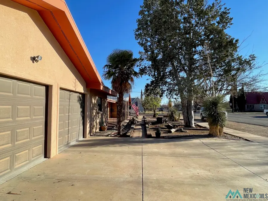 219 S Zinc St, Deming, NM 88030 - Image #3
