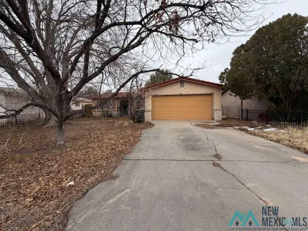 319 Sunnyview Street, Carlsbad, NM 88220