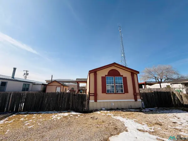 6109 N T- Bird Road, Hobbs, NM 88242