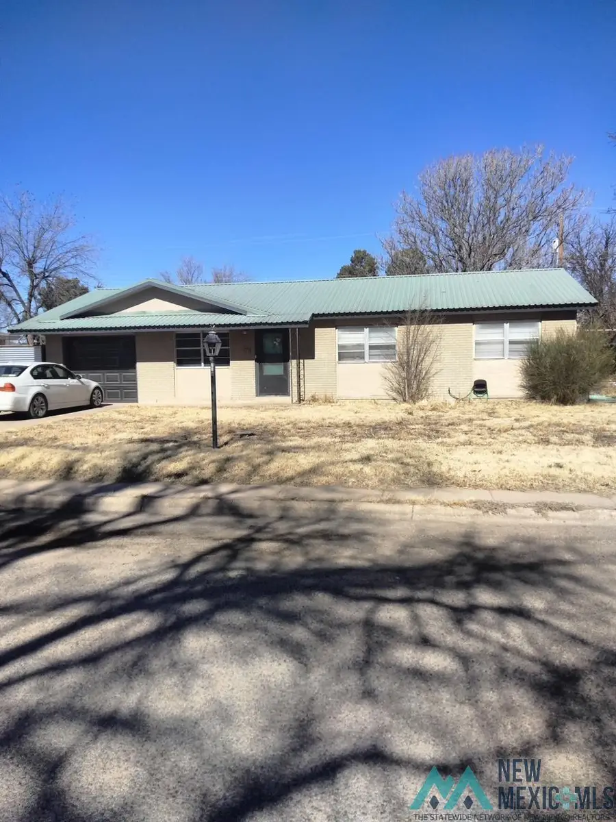 716 W 16th Street, Portales, NM 88130 - #2