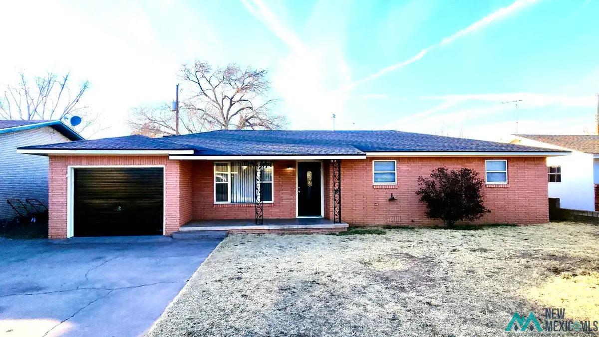 204 Texas Dr, Portales, NM 88130 - #1