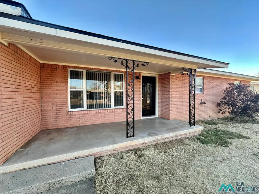 204 Texas Dr, Portales, NM 88130 - #3