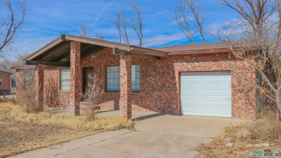 111 W 5th Street, Dexter, NM 88230 - #2