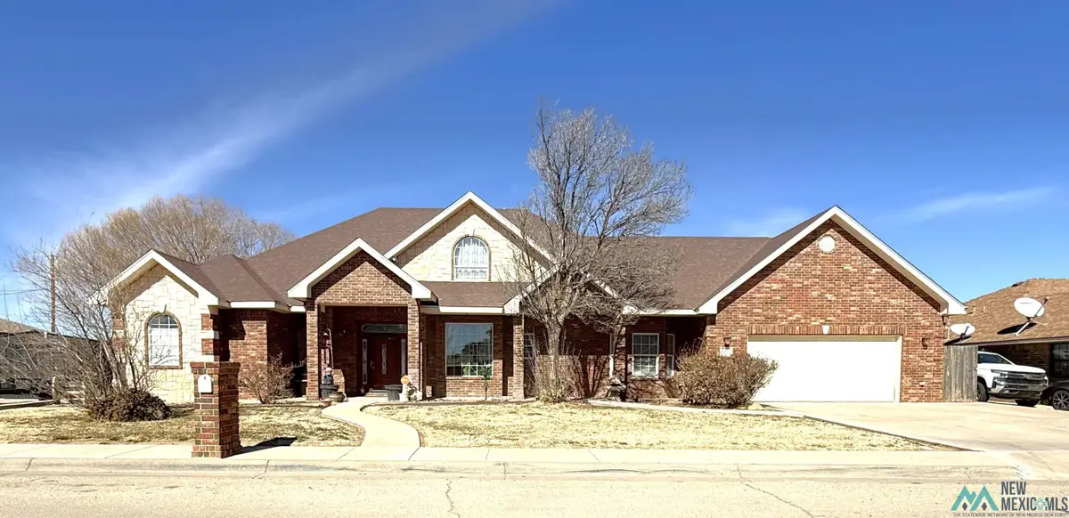 2308 W Ray Avenue, Artesia, NM 88210 - #1