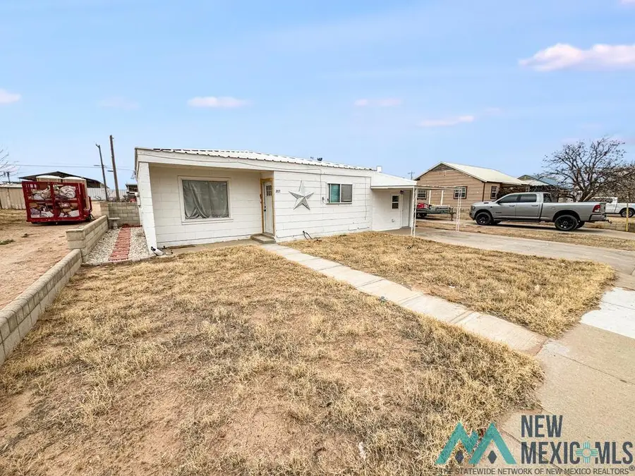 207 N 6th Street, Jal, NM 88252 - #2