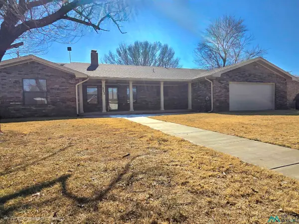 512 E 17th Street, Portales, NM 88130