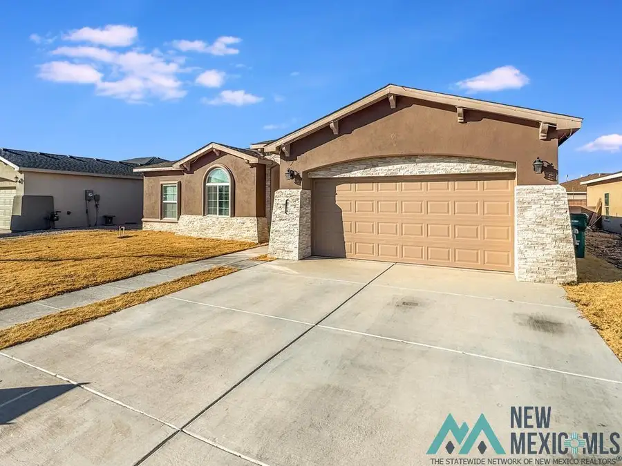 4726 W King Kelly Road, Hobbs, NM 88240 - #2