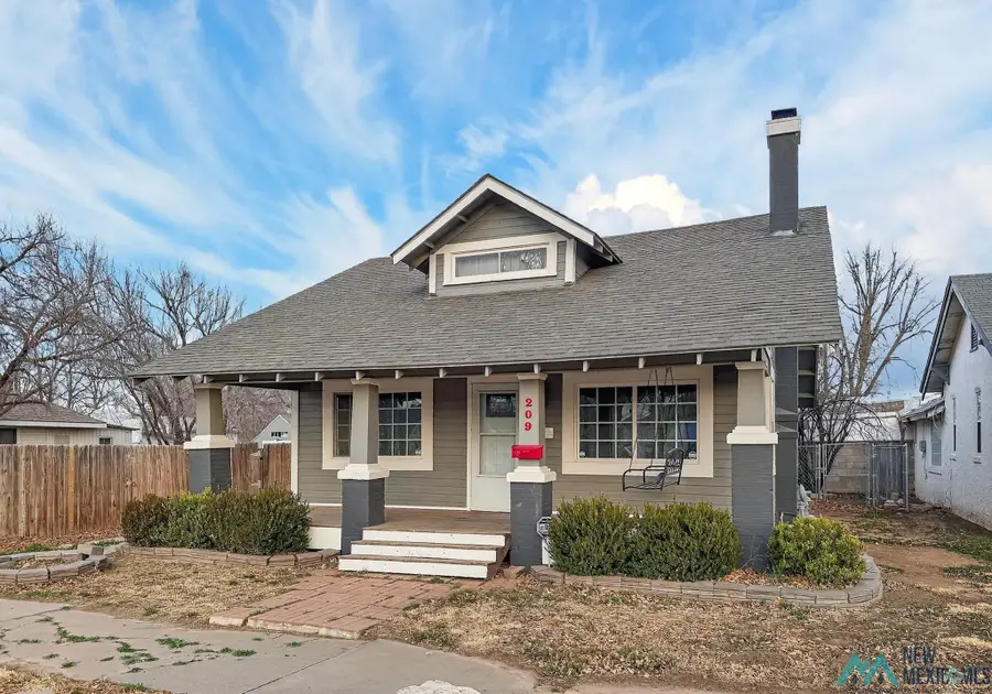 209 S Lea Avenue, Roswell, NM 88201 - #3