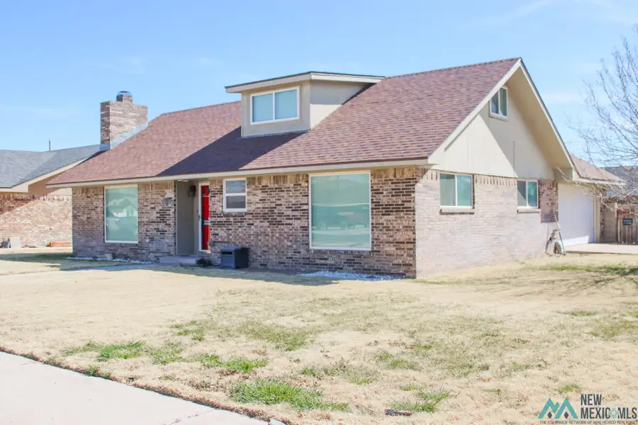 527 W Cochiti Avenue, Hobbs, NM 88240 - #2