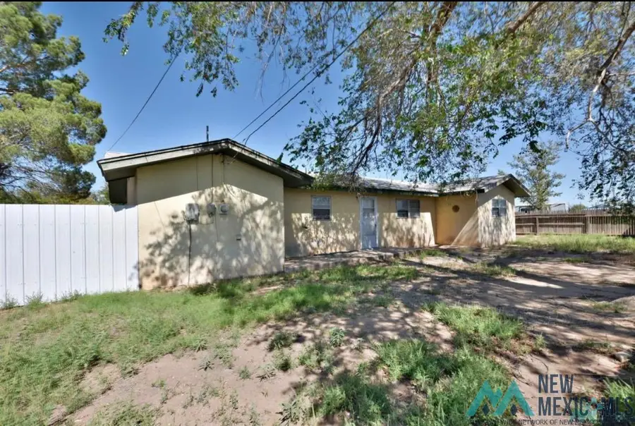 601 W 17th Lane, Portales, NM 88130 - #2