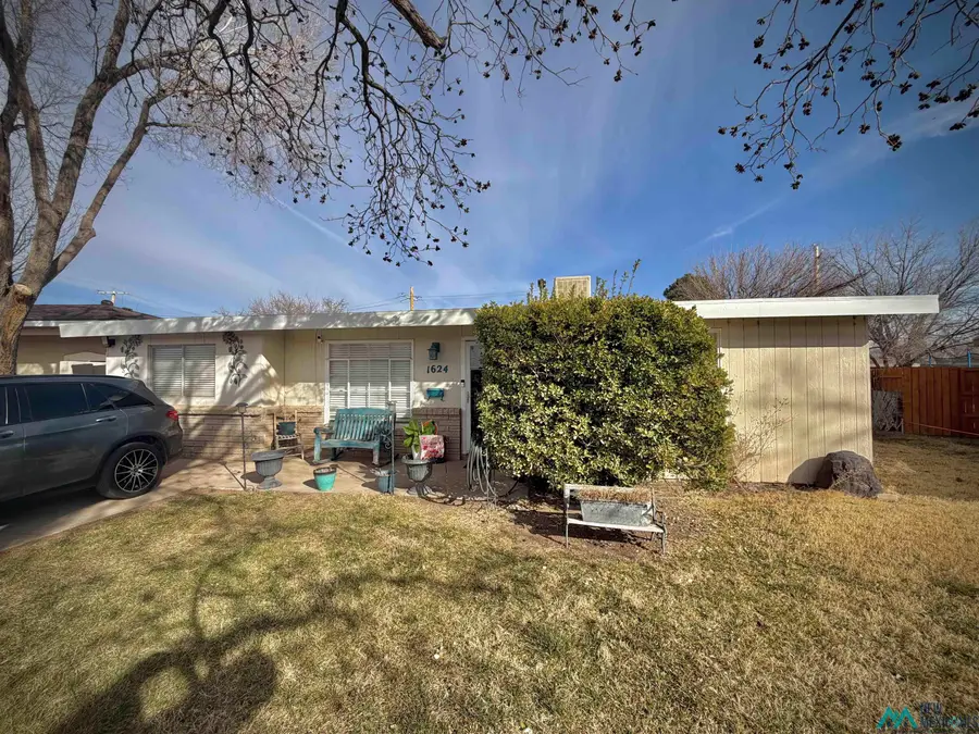 1624 N Eleanor Circle, Hobbs, NM 88240 - #3