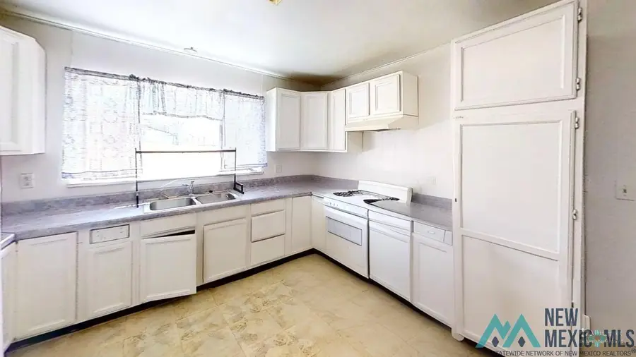 610 S Fifth Street, Gallup, NM 87301 - #3