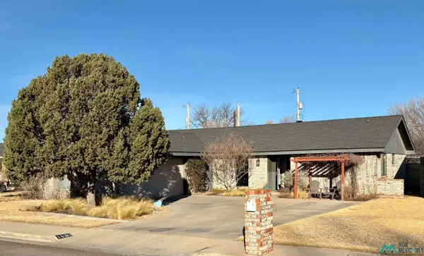 1430 W Caprock Drive, Hobbs, NM 88240